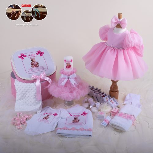 Bella Roz Barbie - Set trusou botez fată roz 0-24 luni Premium – 28 piese (Mânecuță Scurtă)