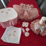 Julieta Roz – Set Trusou Botez Fetiță Roz 0-24 luni Premium – 28 Piese (Mânecuță Scurtă)